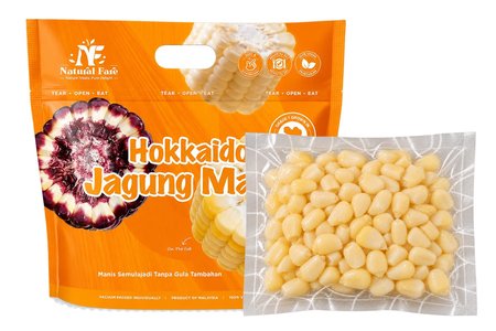 The Natural Fare 6-in-1 bag with White sweet corn kernels, vacuum-packed in clear film